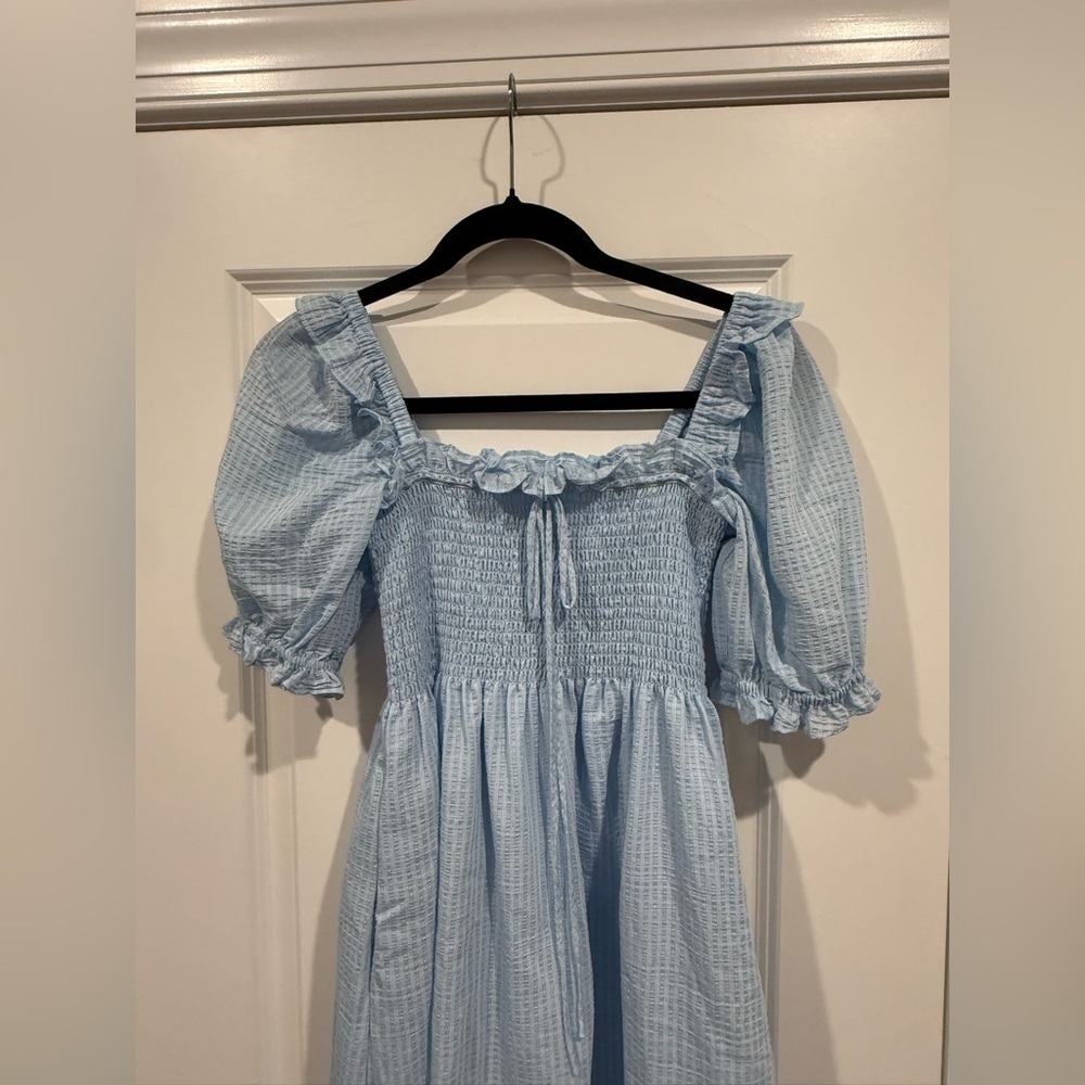 Hill House Home Scarlett Nap Dress - Pale Blue Puff Sleeve Smocked Dress - Picture 4 of 7